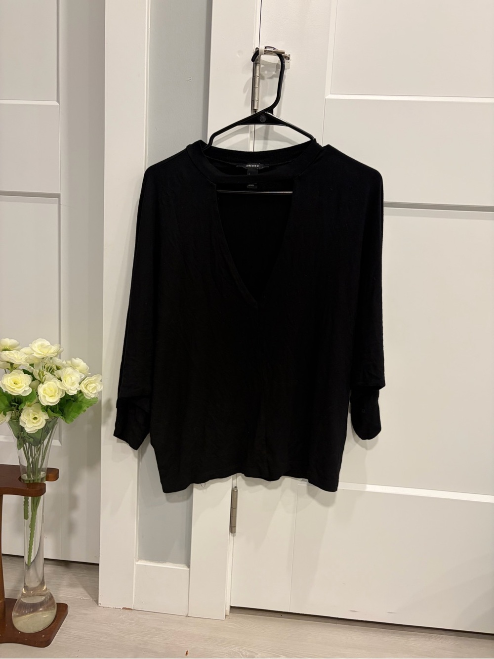 Forever 21 Black V-Neck Tunic Top